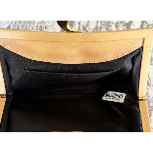 |SOLD| Moschino Couture Polka Dot Clutch w/ Gold Toned Kiss Lock Closure - Picture 4 of 6